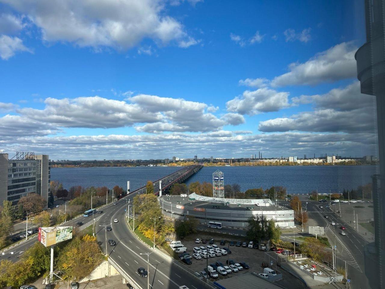Doba In Ua Most-Sity Apartments Dnipro Ngoại thất bức ảnh